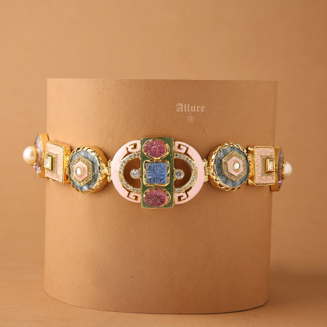 Cassandra Choker
