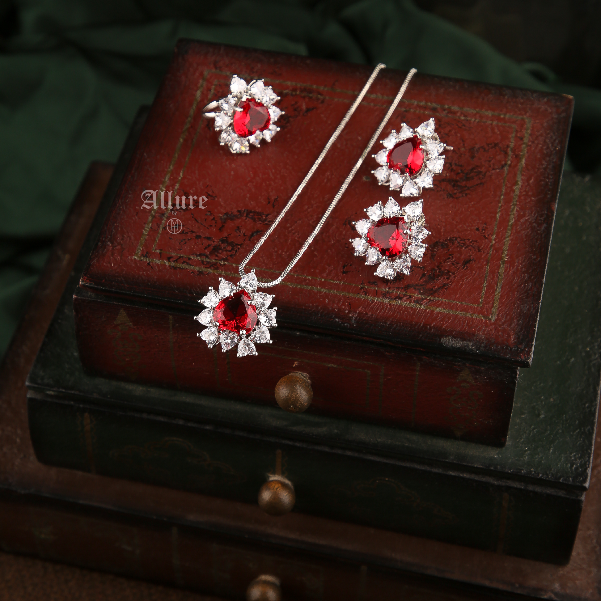 Eyleen Set