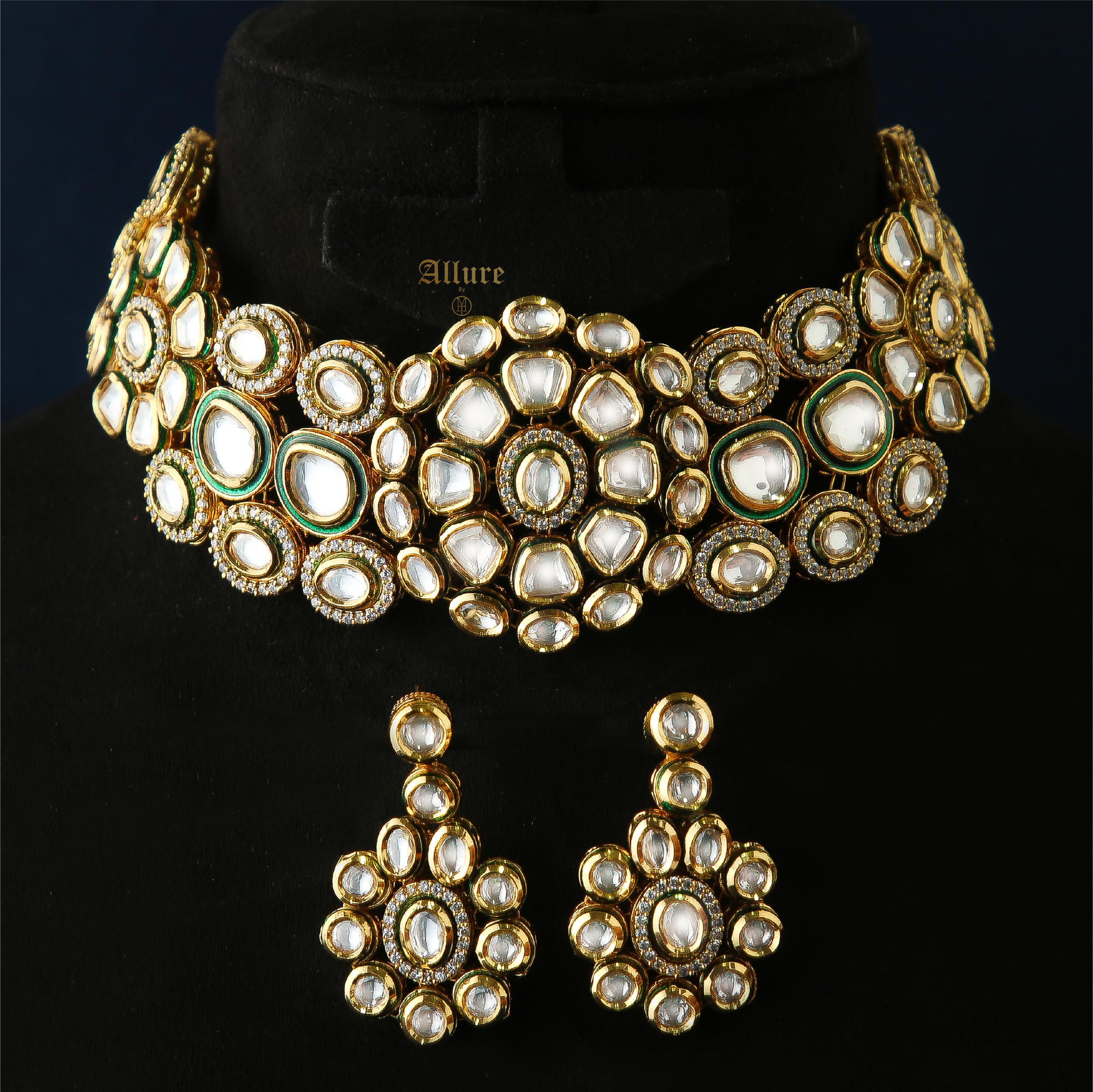 Tanisha Set