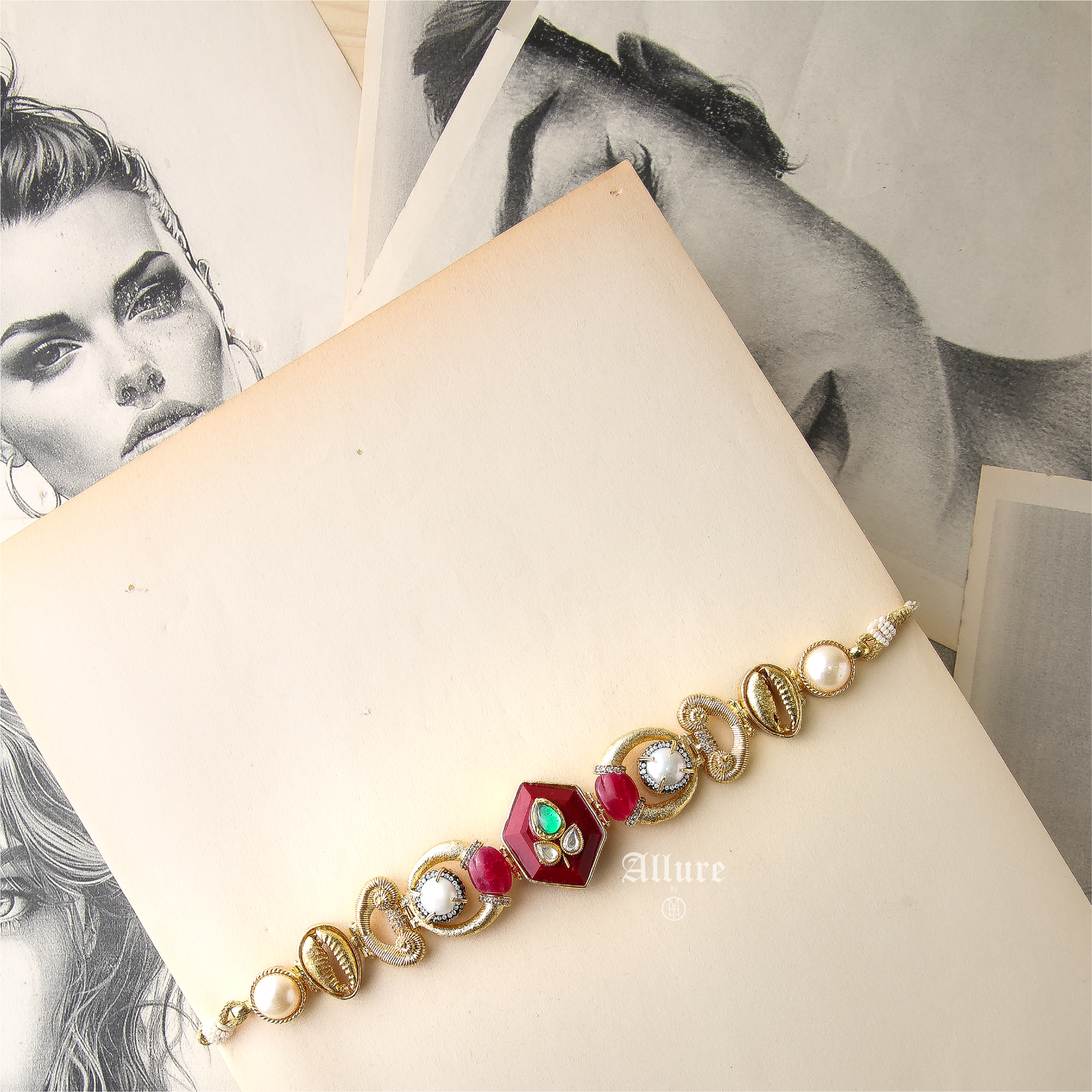 Belinda Choker