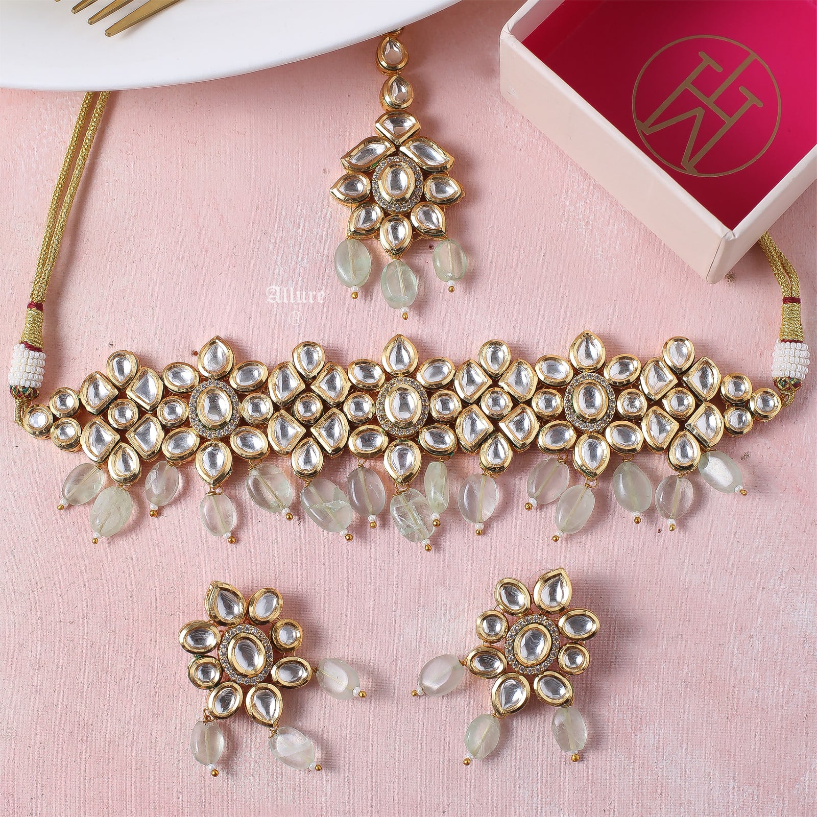 Hareem Choker