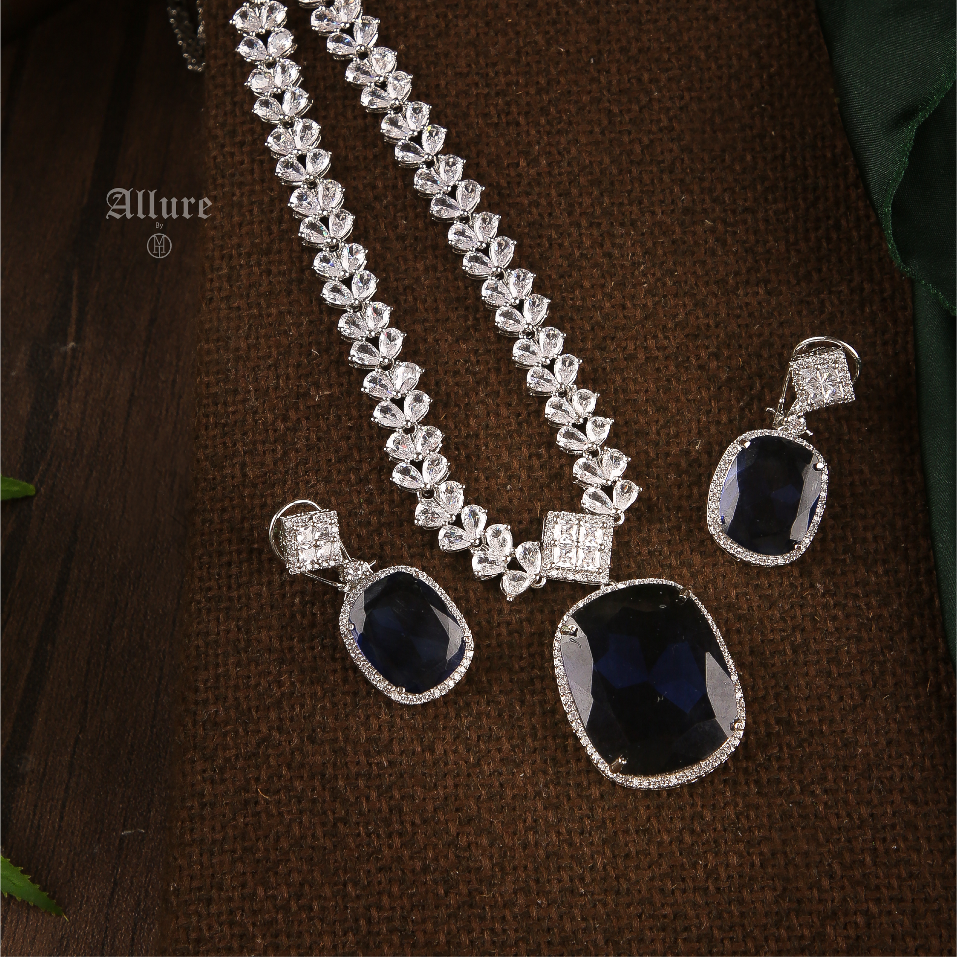 Nadereh Set