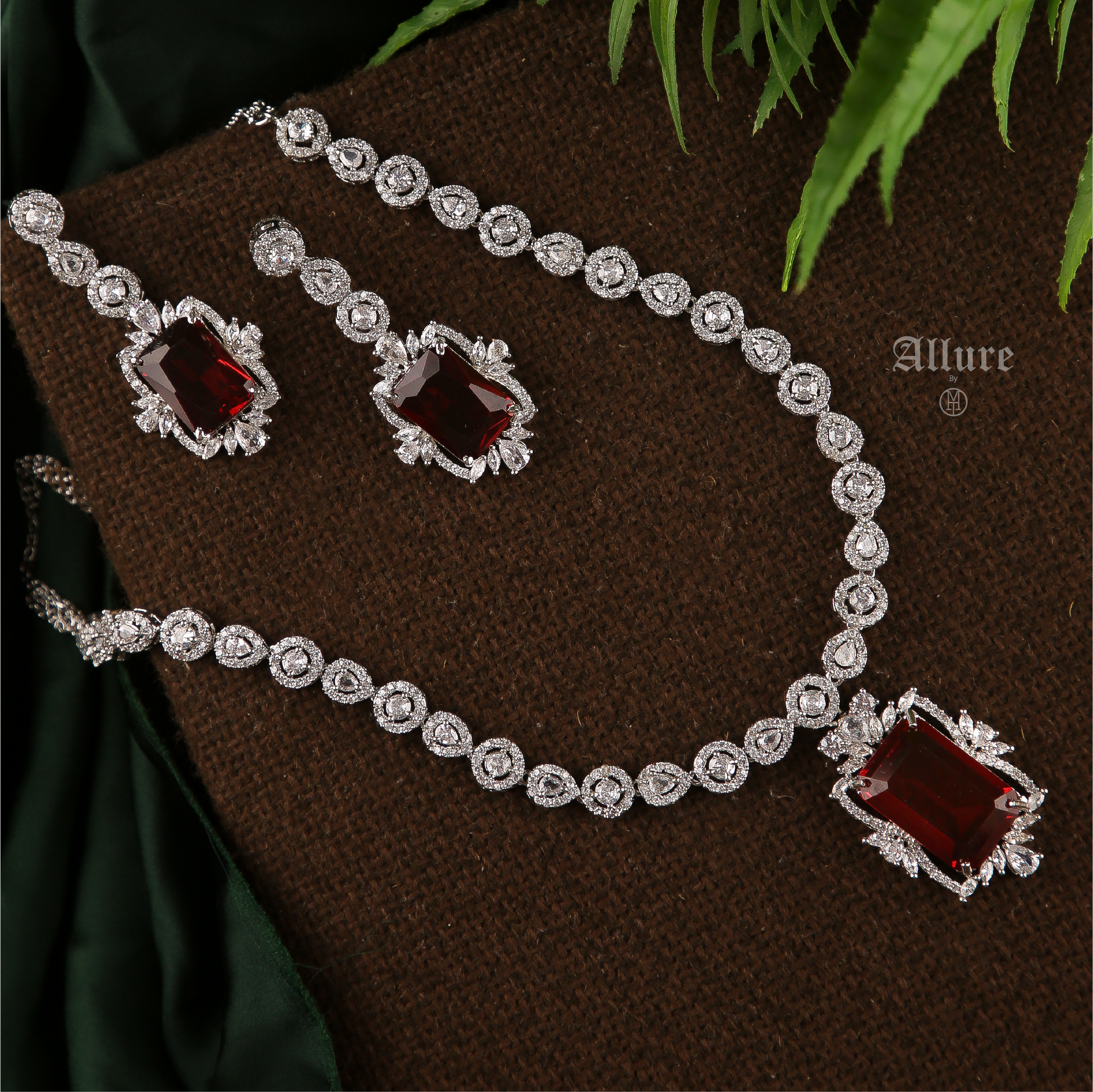 Monireh Set