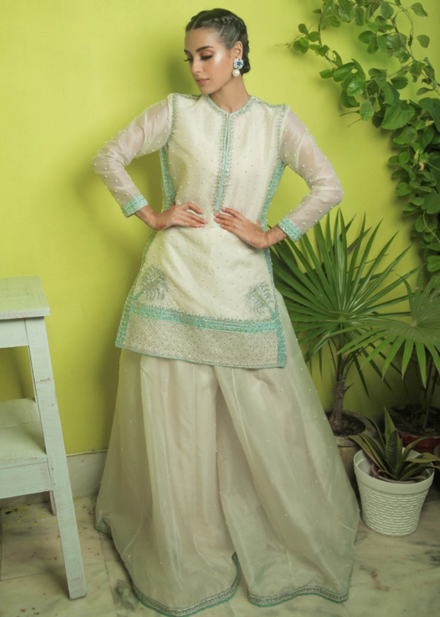Iqra Aziz