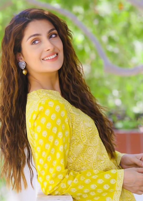 Ayeza Khan