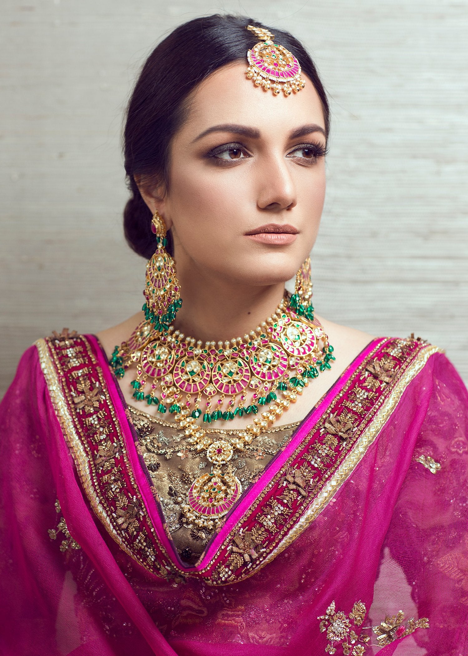 Saira Necklace and Earrings