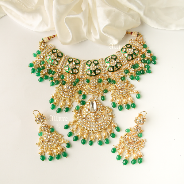 Apurwa Set