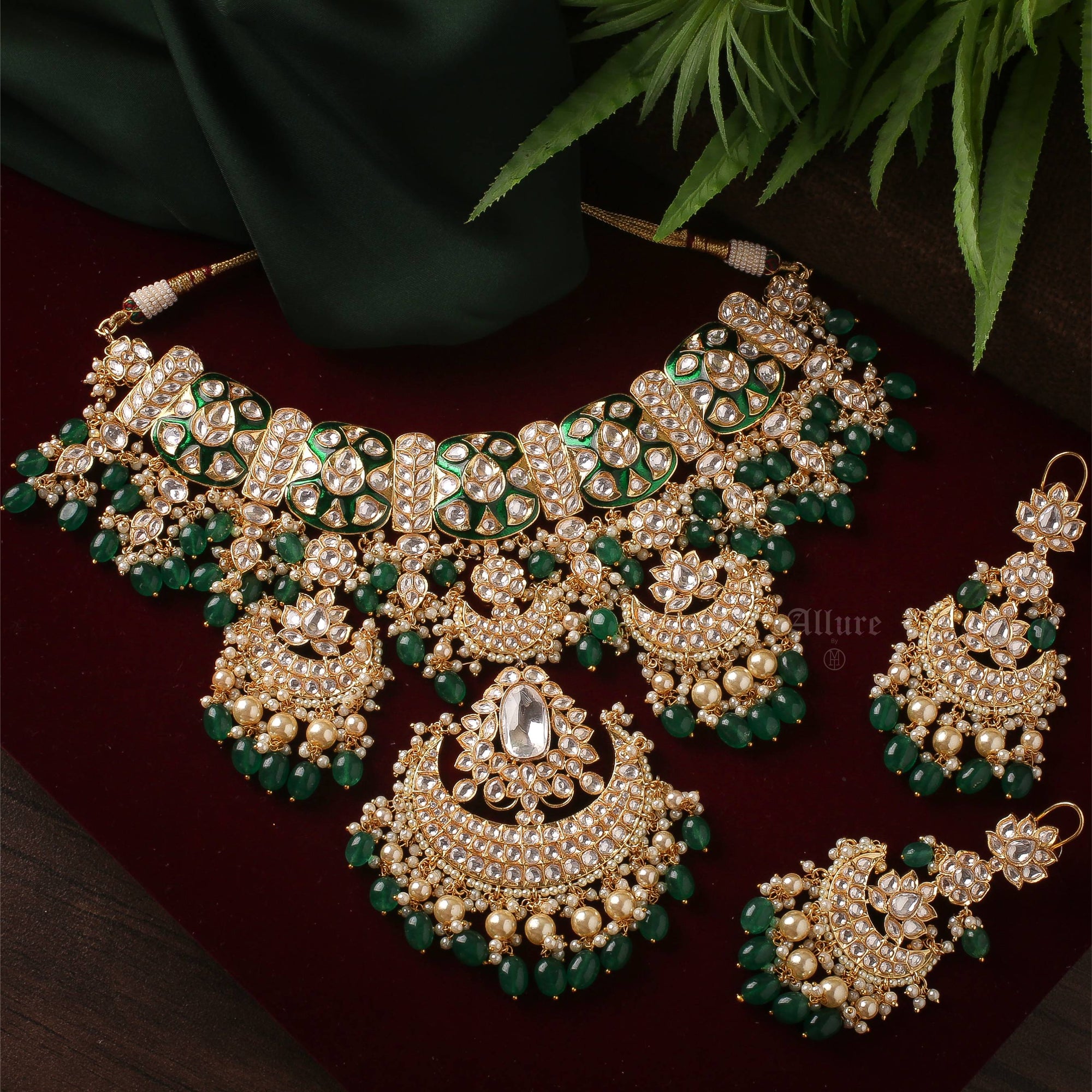 Apurwa Set