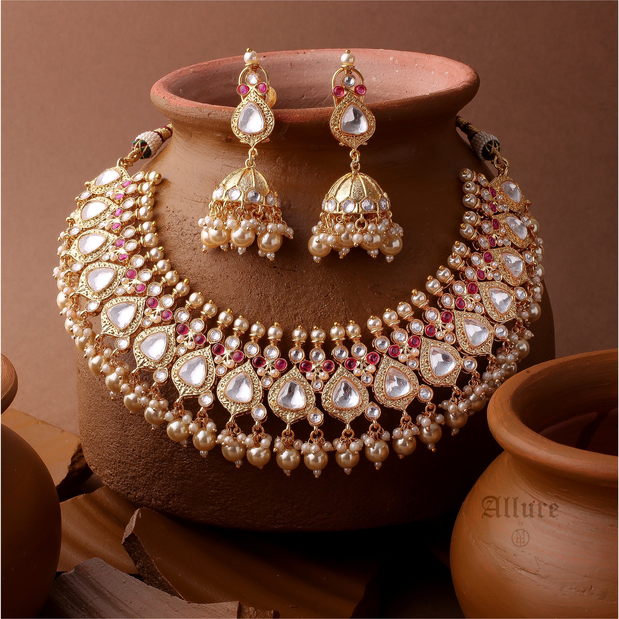 Nazia Set