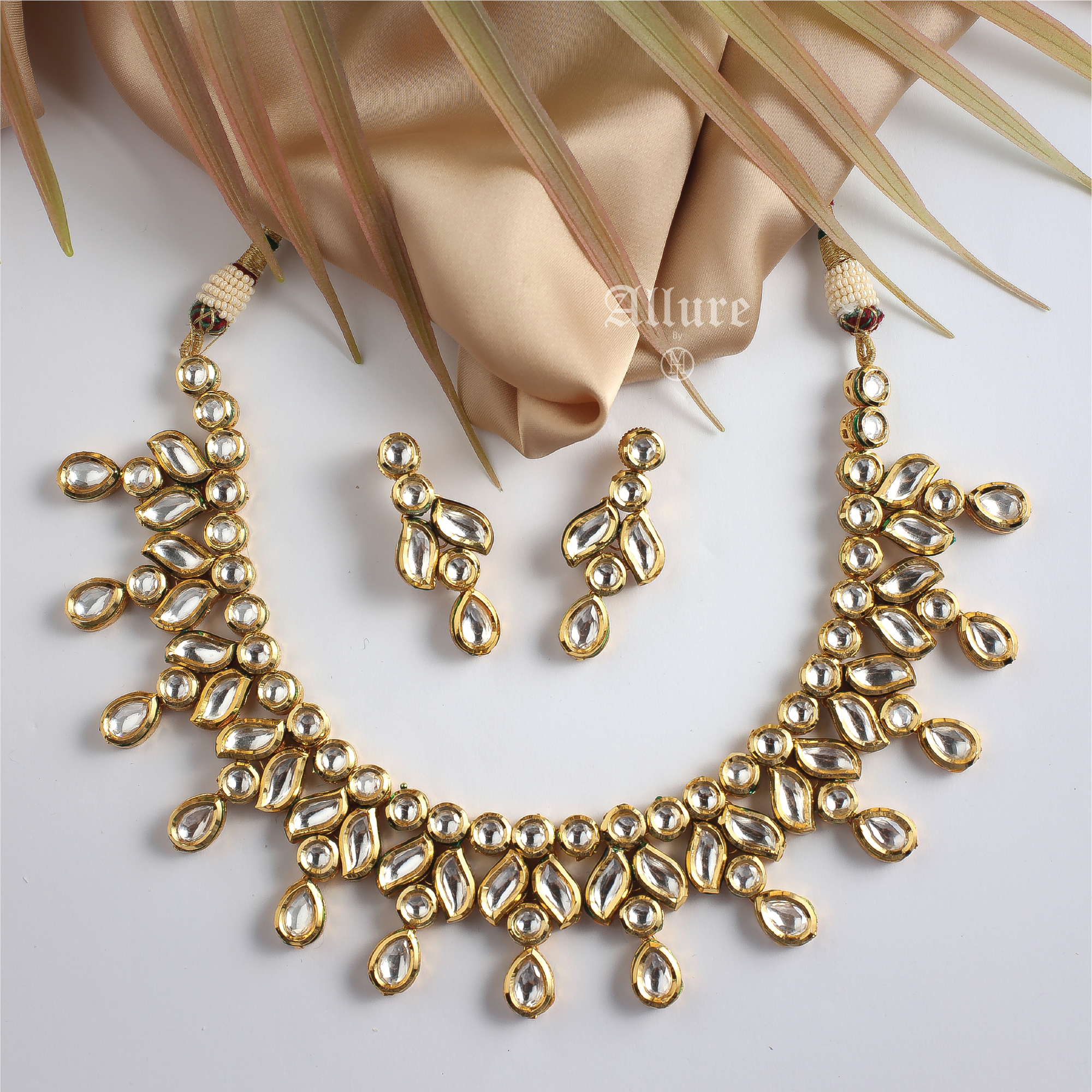 Saumya Set