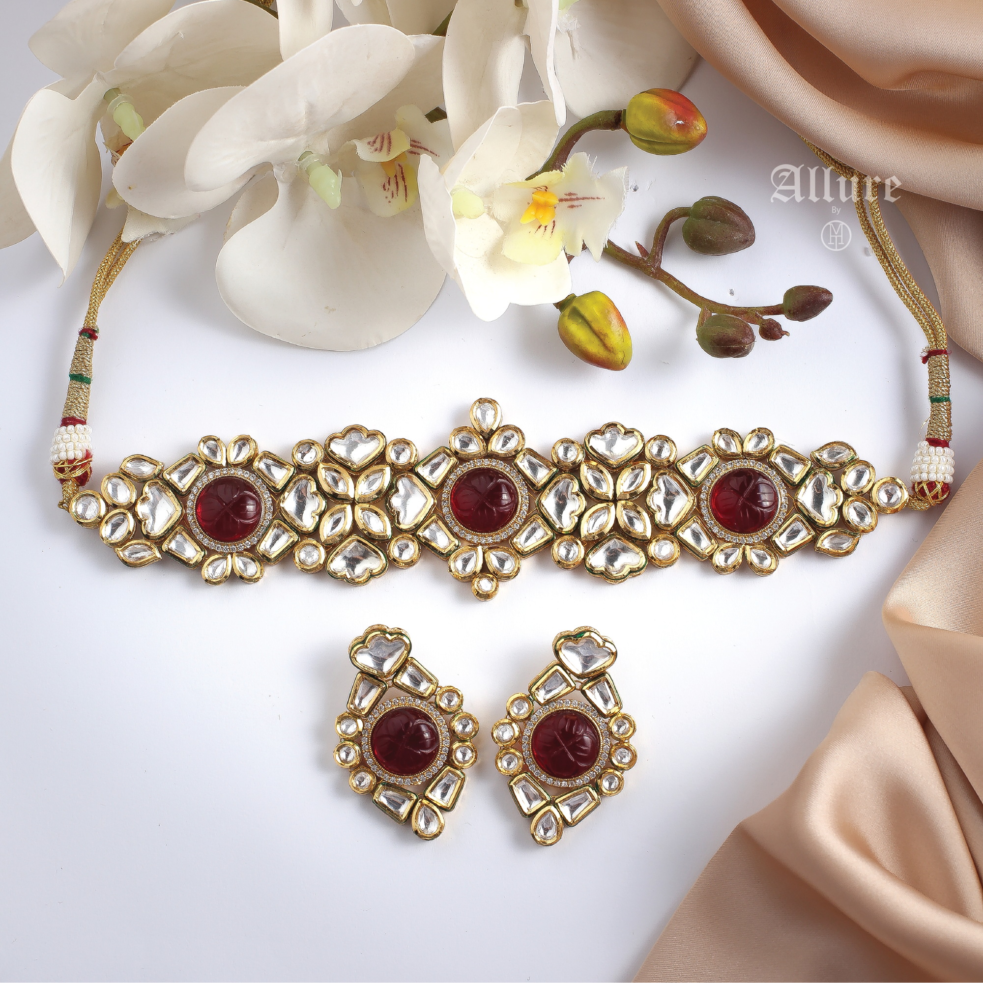 Alvina Choker Set