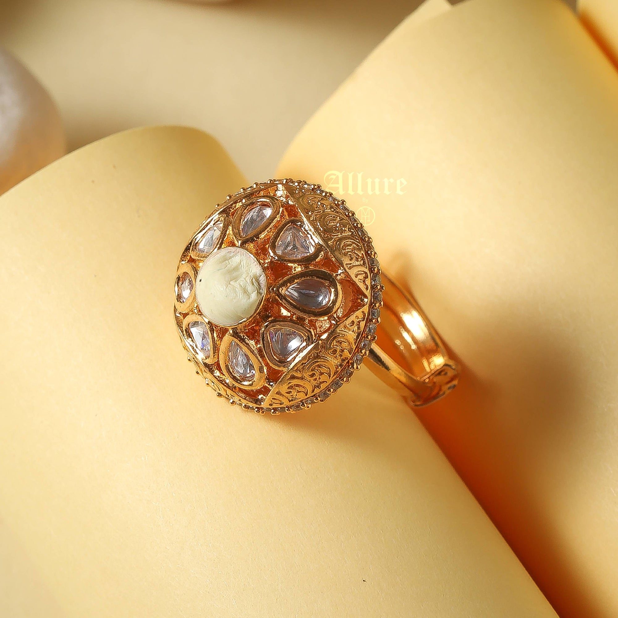 Zubi Ring